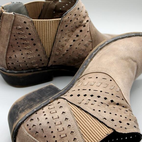 Rampage Eon Taupe Booties Size 9.5 M Back Zipper - Picture 8 of 11